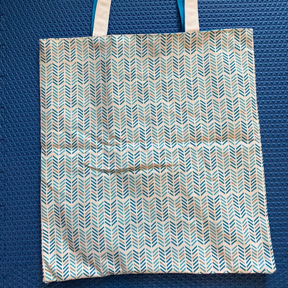 NWOT reversible tote